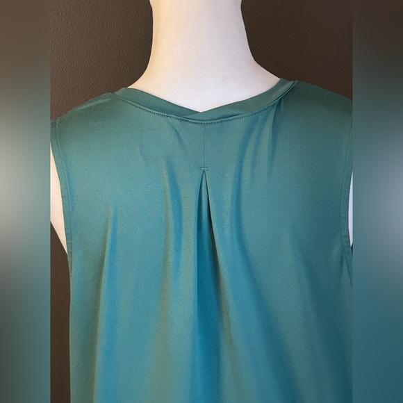 PrAna Women’s Soft Stretch Green Tank Size Small - Picture 4 of 5